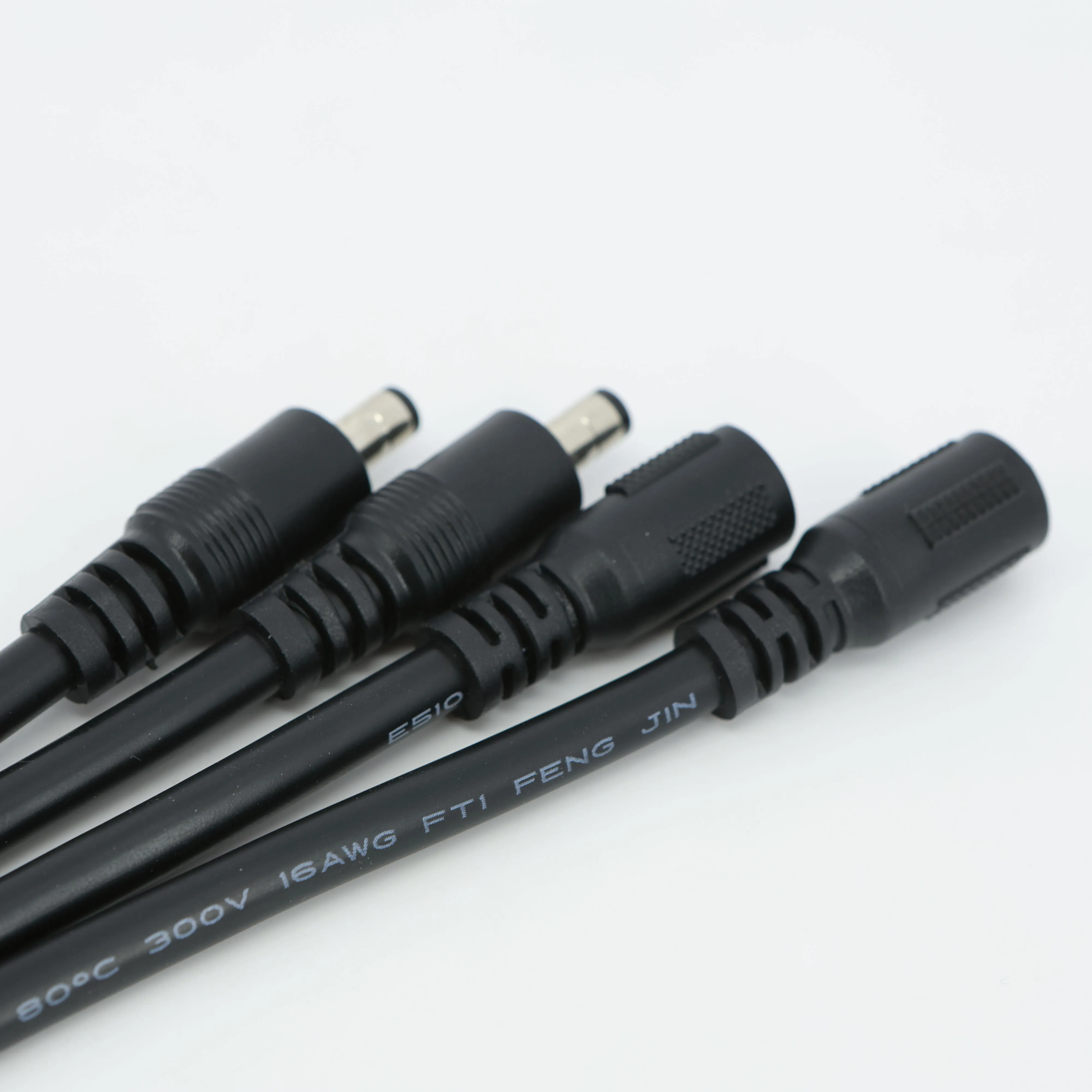 12 فولت 16awg تيار مستمر ذكر أنثى موصلات الطاقة جاك مهائي كابلات التوصيل العرض 10A 5.5x2.1 5.5x2.5 مللي متر ل كاميرا تلفزيونات الدوائر المغلقة led قطاع #4