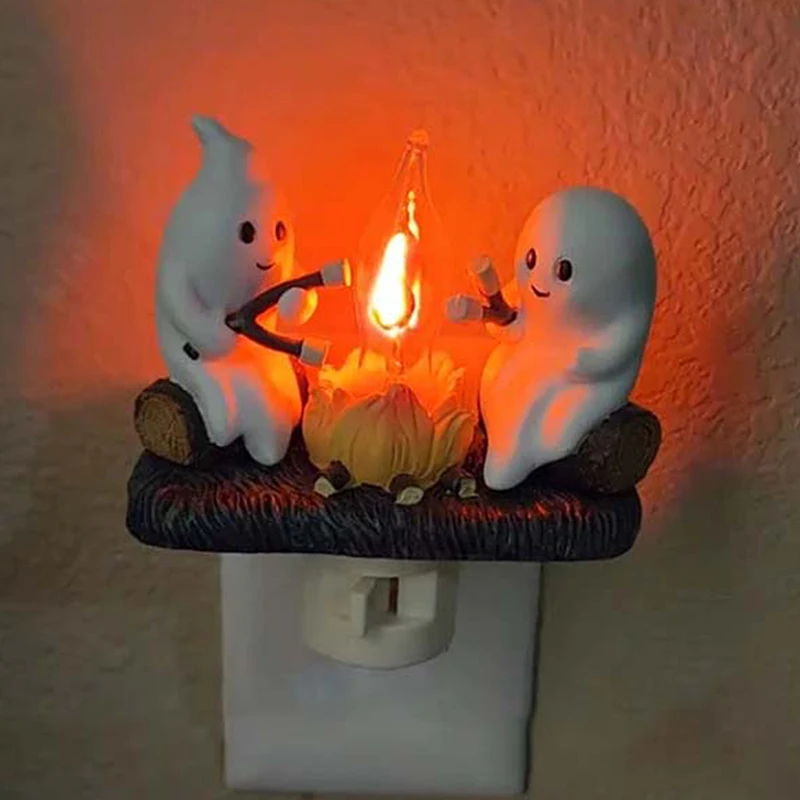 Veilleuse feu de joie fantôme avec prise américaine, lampe de feu de joie assise, décor de fête à la maison mignon, Halloween le plus récent, drôle, 2024