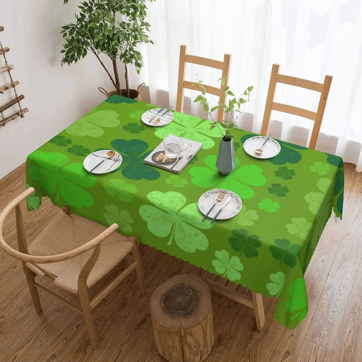 Custom Rectangular Waterproof Green Floral Four Leaf Clover Lucky Table Cover Saint Patrick's Day Table Cloth  for Dining