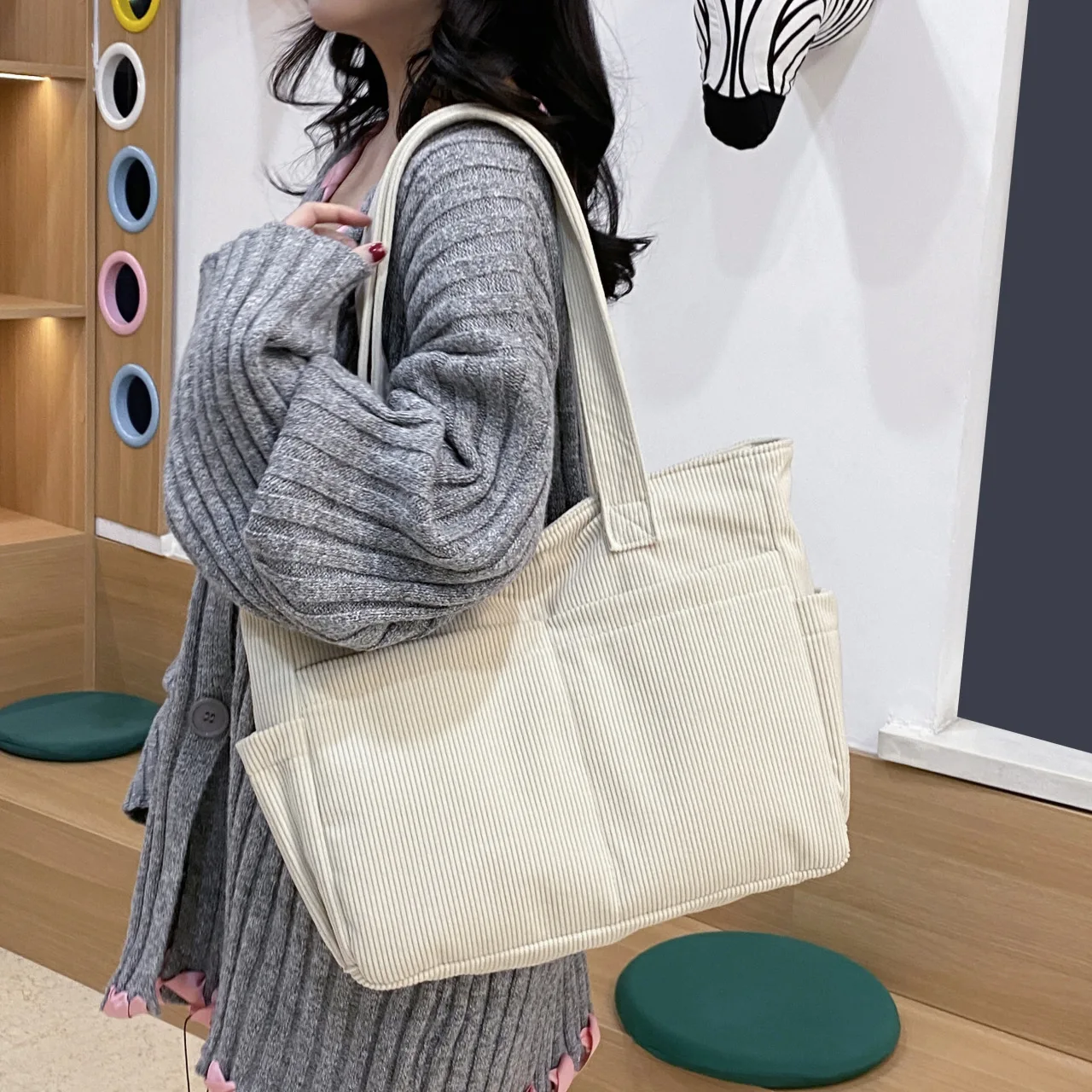 

Женская вельветовая сумка-тоут, повседневная сумка с несколькими карманами, сумка через плечо с регулируемым ремешком, сумка на молнии, осенне-зимние сумки