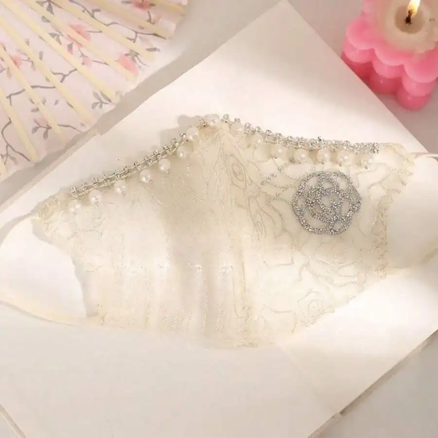 

Elegant White Lace Beaded Mask For Women Party Sun Protection