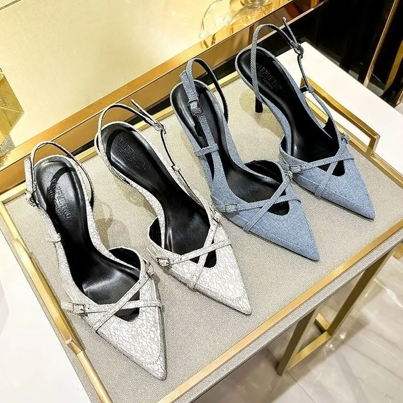 

Туфли на высоком каблуке в европейском и американском стиле для банкетов, туфли на очень высоком каблуке из лакированной кожи с неглубоким носком и заклепками, одинарные туфли с пустым ремешком