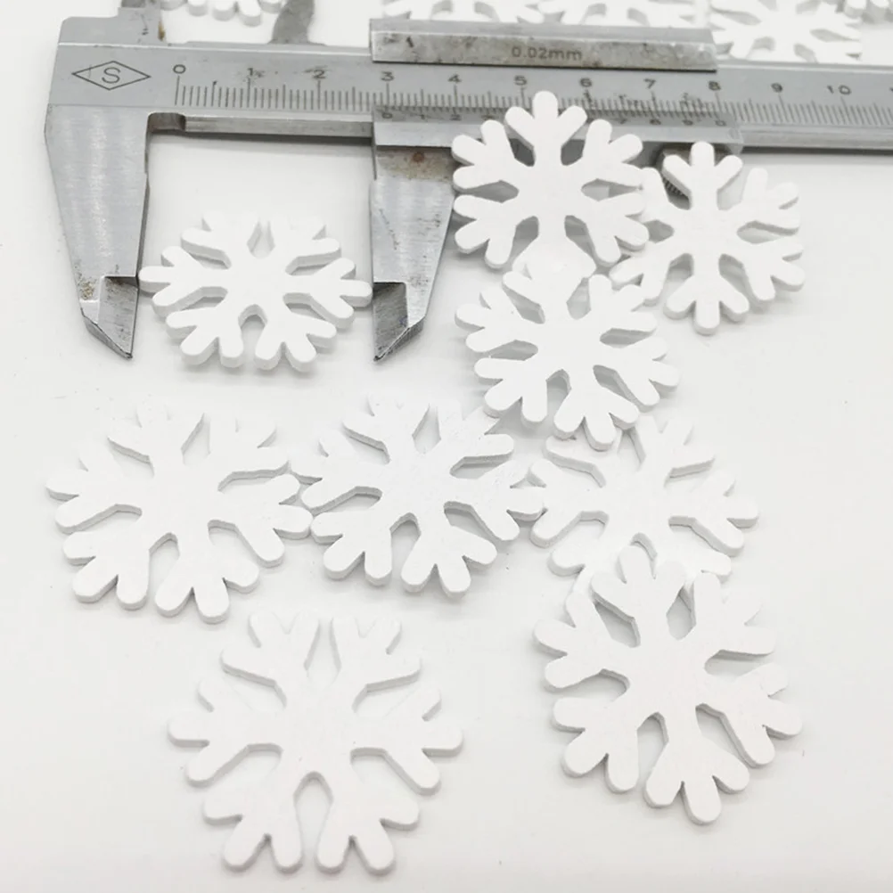 Wooden Snowflake Cute Christmas Mini Snowflake Wooden White Snow Flake Craft Ornaments for Christmas Decoration Supplies