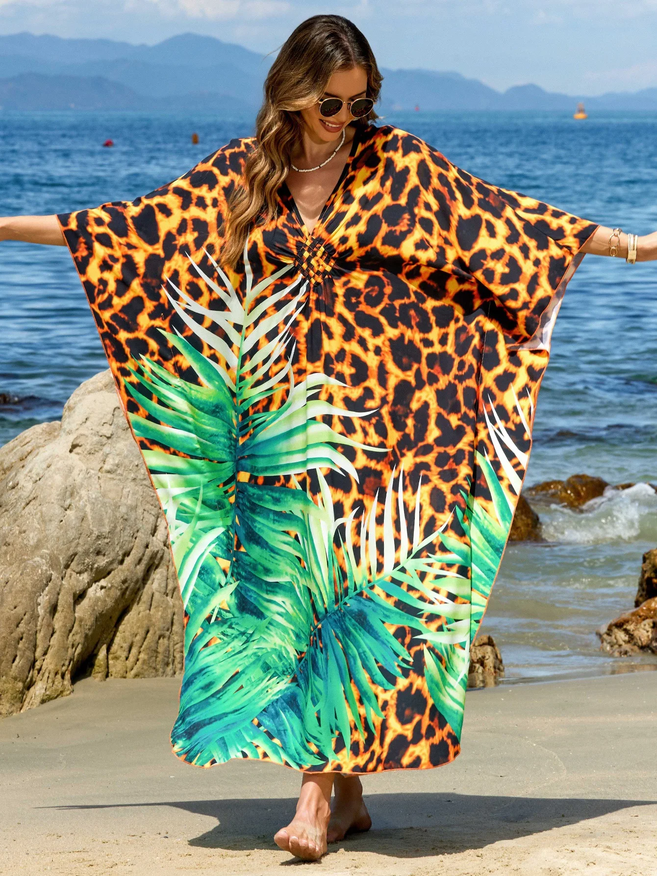 Plus Size Swimsuit Cover Up Leopard Printed Beach Kaftans for Women Hand Woven Moomoo Nightgowns Factory Supply Hot Sales