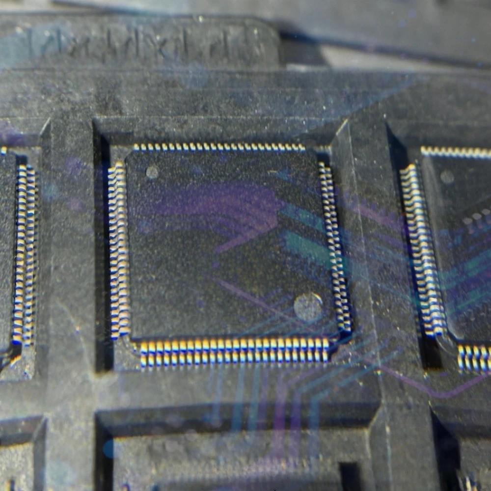 1-20PCS QH16-104HIP EN25QH16-104HIP FGH30N60LSD FGH30N60 IXDN604PI IXDN604 LCMX02-640HC-4TG100C