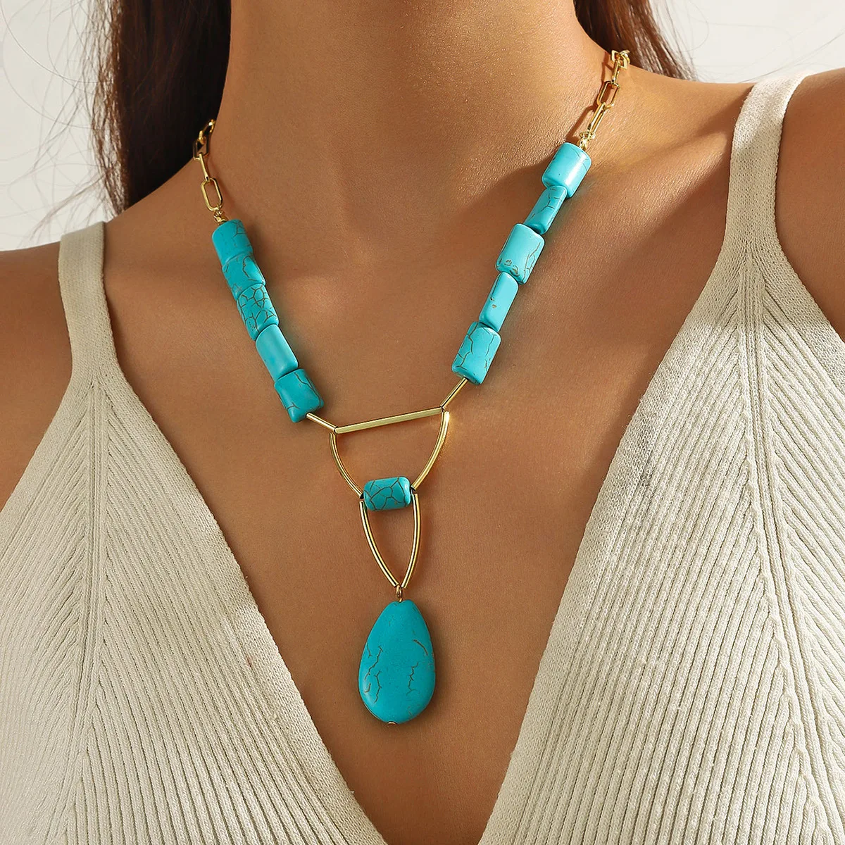 

New Bohemian Women's Necklace Turquoise Pendant Geometric Golden Chain Retro Necklace Punk Style Holiday Clothing Matching