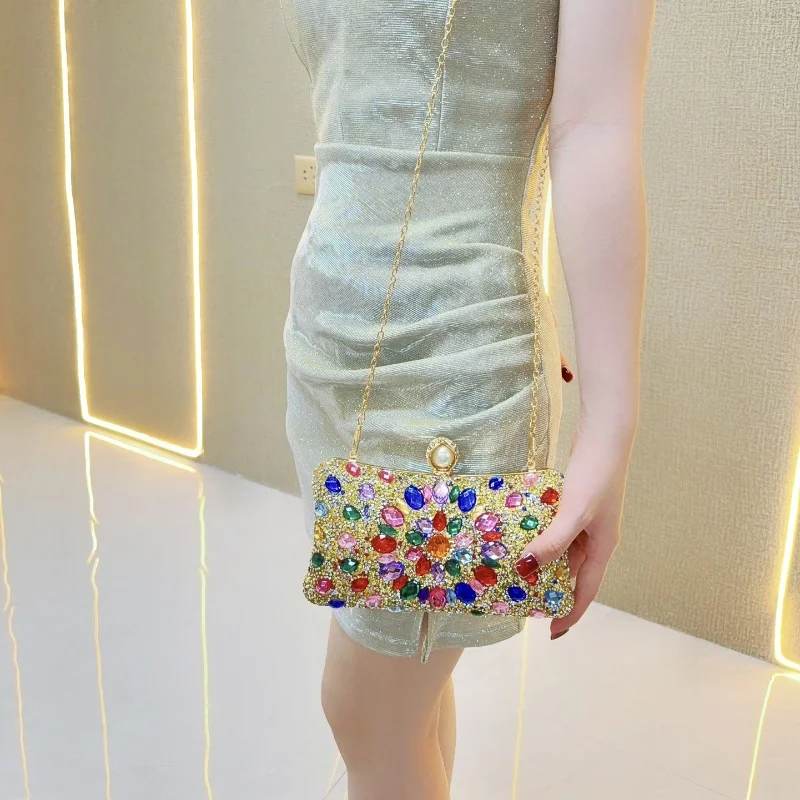 Bolso de mano delicado de lujo de diseñador superior para mujer, bolso de mano de fiesta, bolso de noche con tachuelas de diamantes, bolso de hombro tipo bandolera para mujer