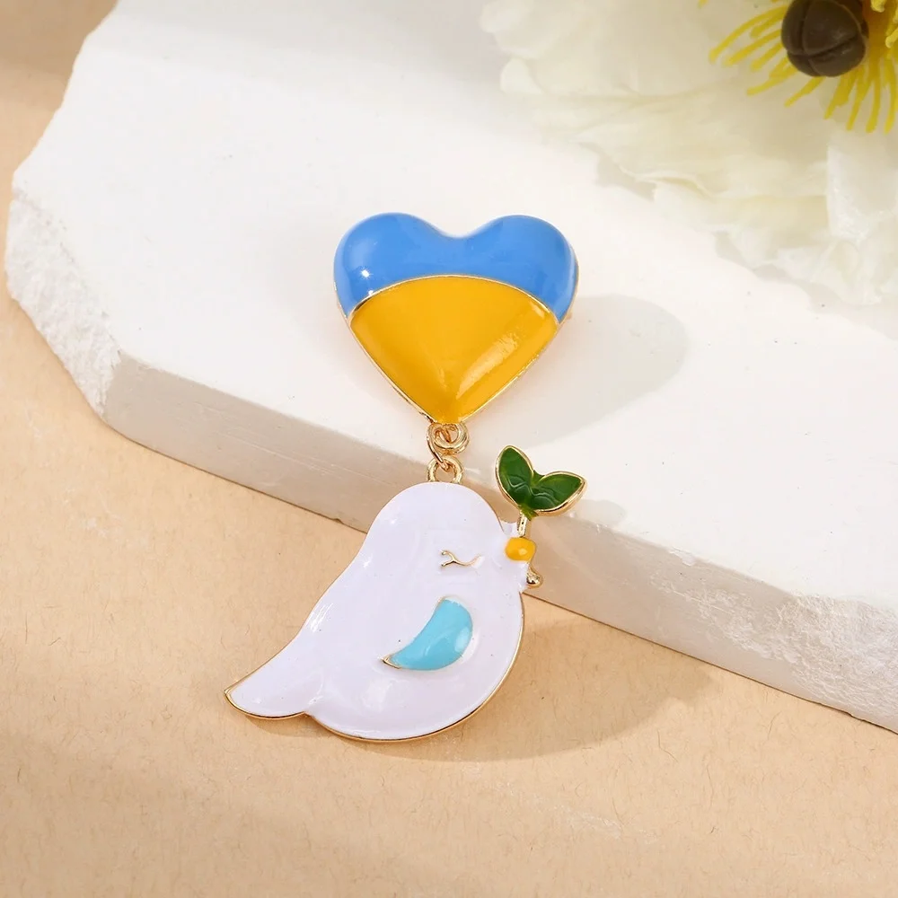 Dmari Dove of Peace&Love Heart Shape Brooch Pin Cute Enamel Dove Women Brooch Casual Jewelry For Clothing