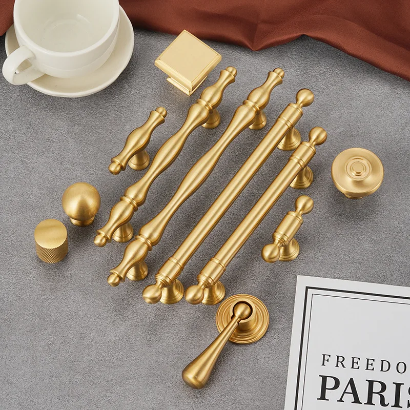 Brass Solid Pull Handles for Cabinet Doors Wardrobes Shoe Cabinets and Drawer Cabinets European Style Surface-mounted Handles