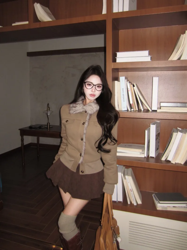 

Модный комплект Kumikumi с меховым воротником, длинными рукавами, на флисовой подкладке, женский, весенний, с юбкой с высокой талией, плиссированный, из двух предметов