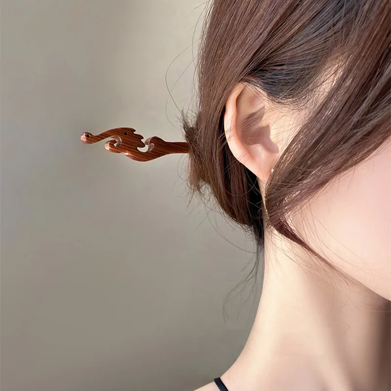 1Pc Red Sandalwood Hair Pins and Clips Wooden Hair Sticks Forks Hand Carved Hairpins Headpiece Women Headwear Hair Accessories