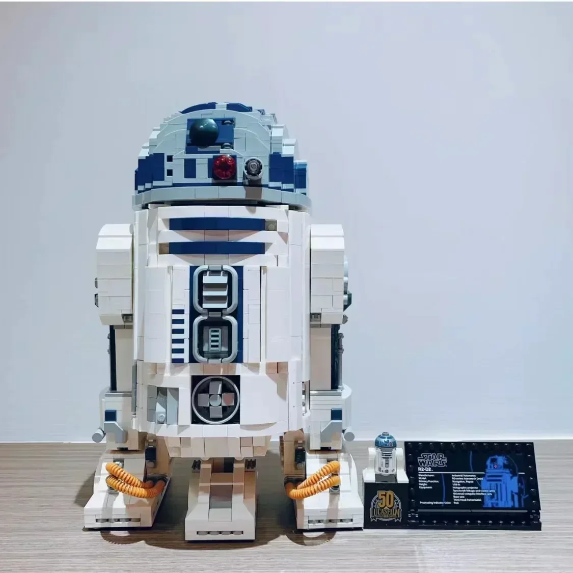 

LP building block 75308 lighting Fit 2314pcs Robot Star Space Union R2d2 Model R2-d2 building block model remote control LED toy