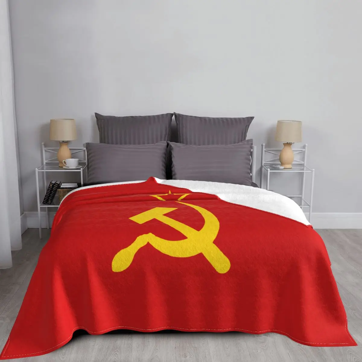 USSR Hammer And Sickle CCCP Russian Soviet Flag Blanket Cover Fuzzy Throw Blankets Home Couch Portable Soft Warm Bedspreads