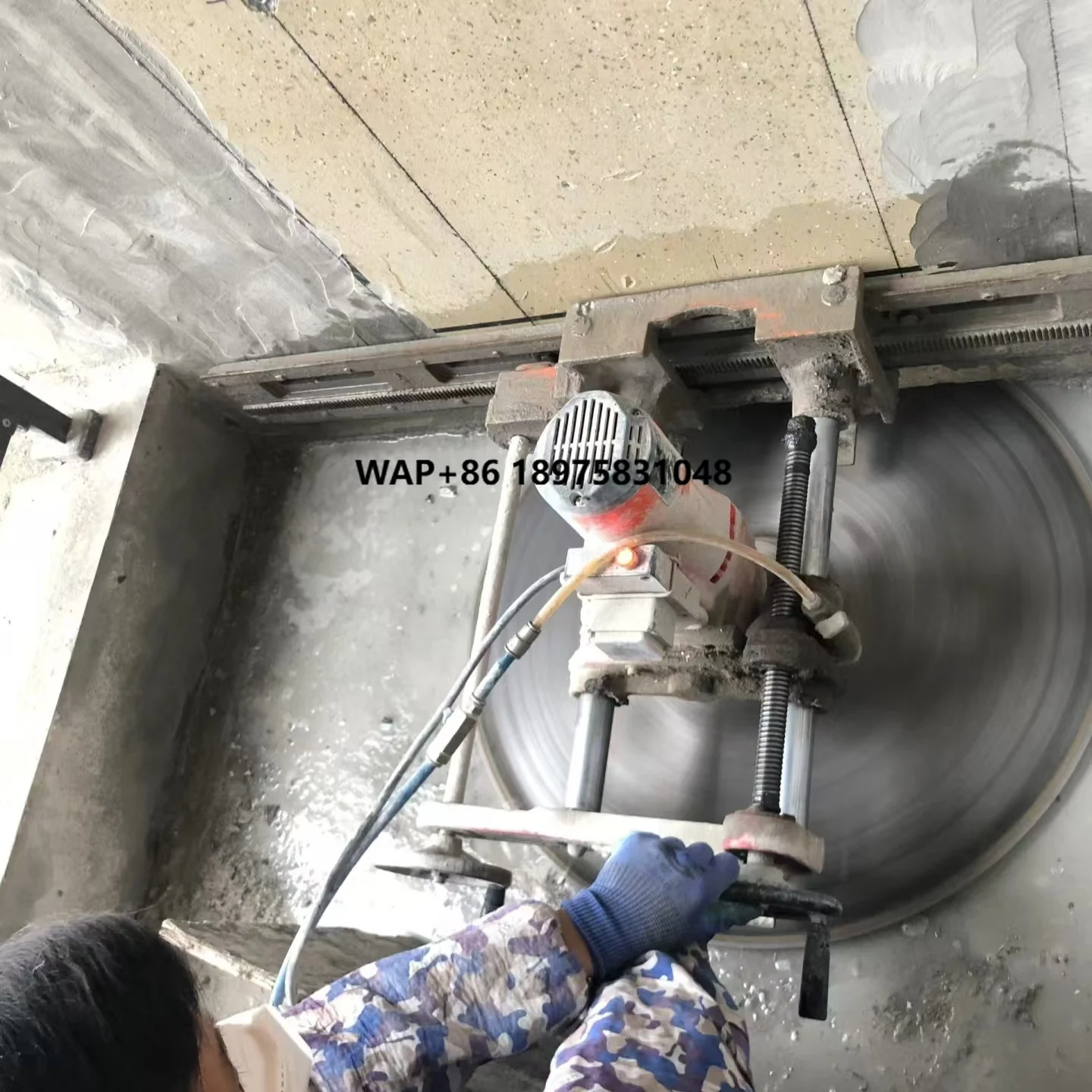 

Automatic electric concrete wall saw cutting machine