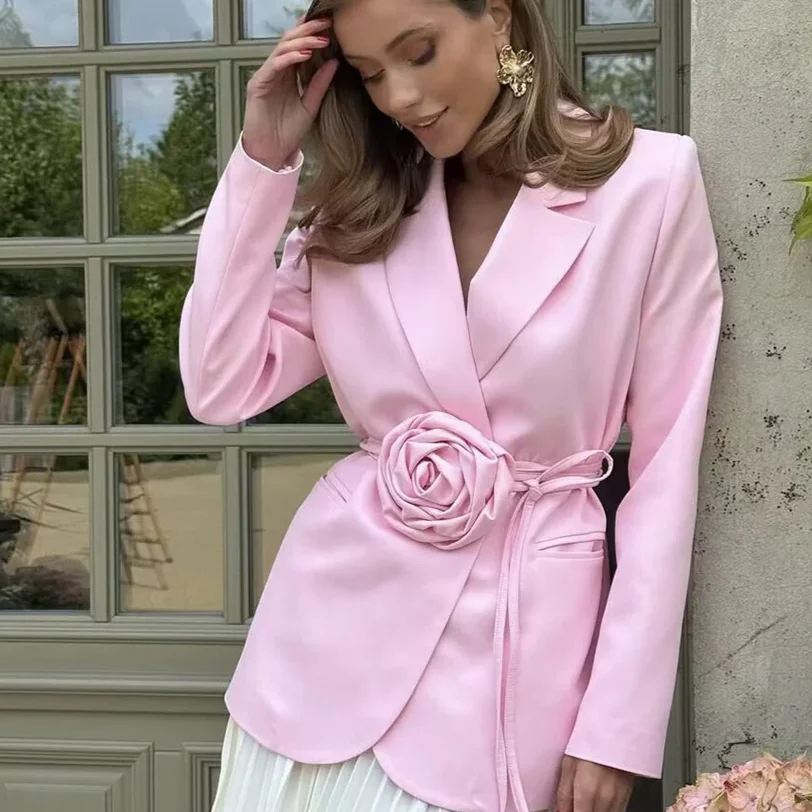 KONDALA Giacca da donna elegante e chic con fiori Giacca con lacci con fiori tridimensionali 2025 Cappotto da donna per cena romantica primavera autunno