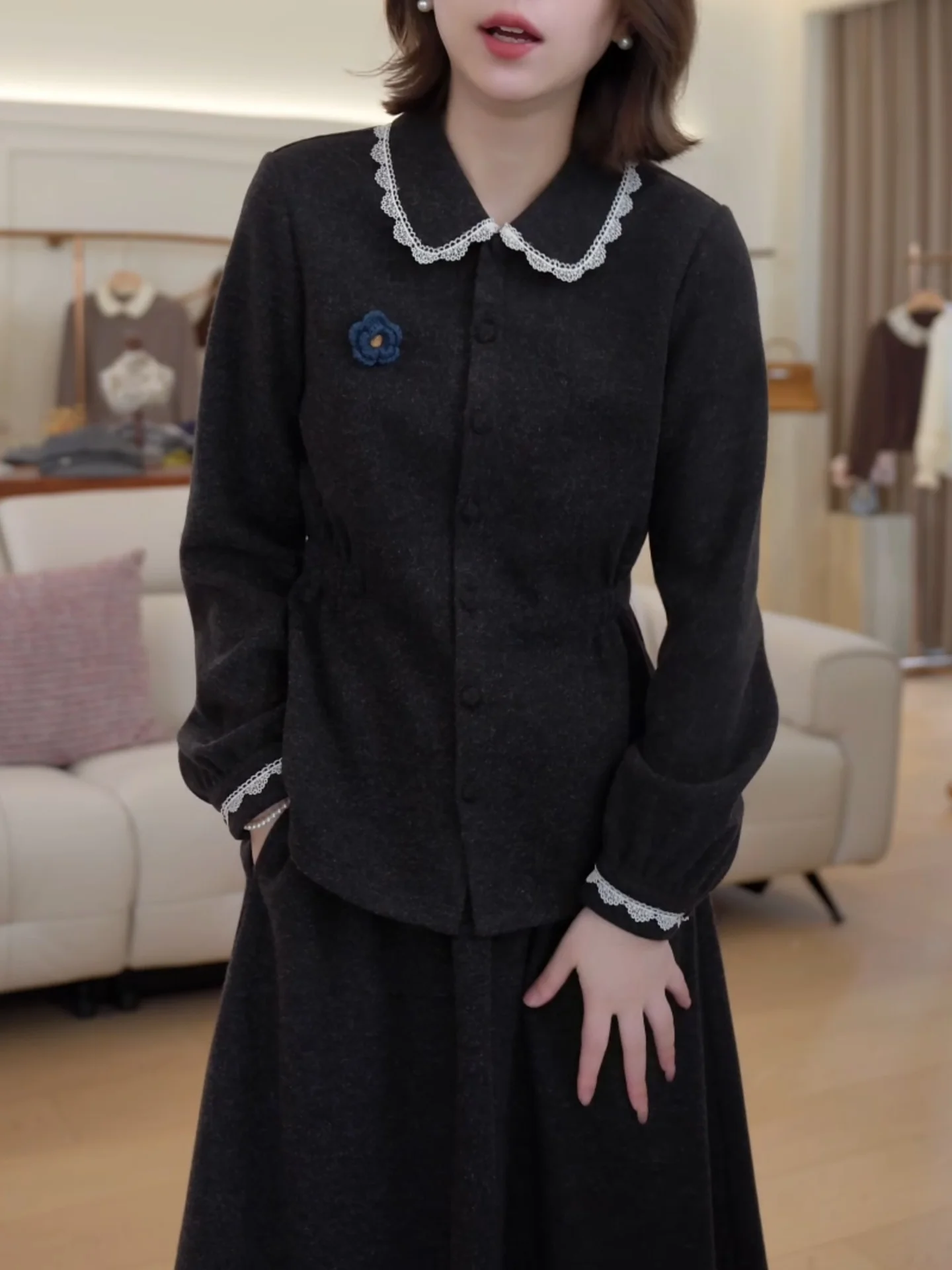 

Cute Bla Doll Collar Jaet 3D Flower Embroidery Large Size Women's Faionable Top Autumn Winter New Arrival Korean Sle