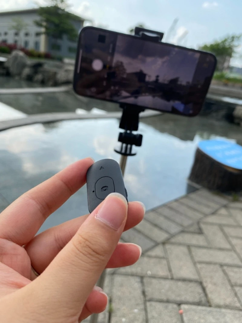 Nowy mini kijek do selfie Lenovo z rozkładanym statywem, obrotowym uchwytem ręcznym, przenośny uchwyt do smartfona do transmisji na żywo, przyjazny w podróży. — zdjęcie produktu 5