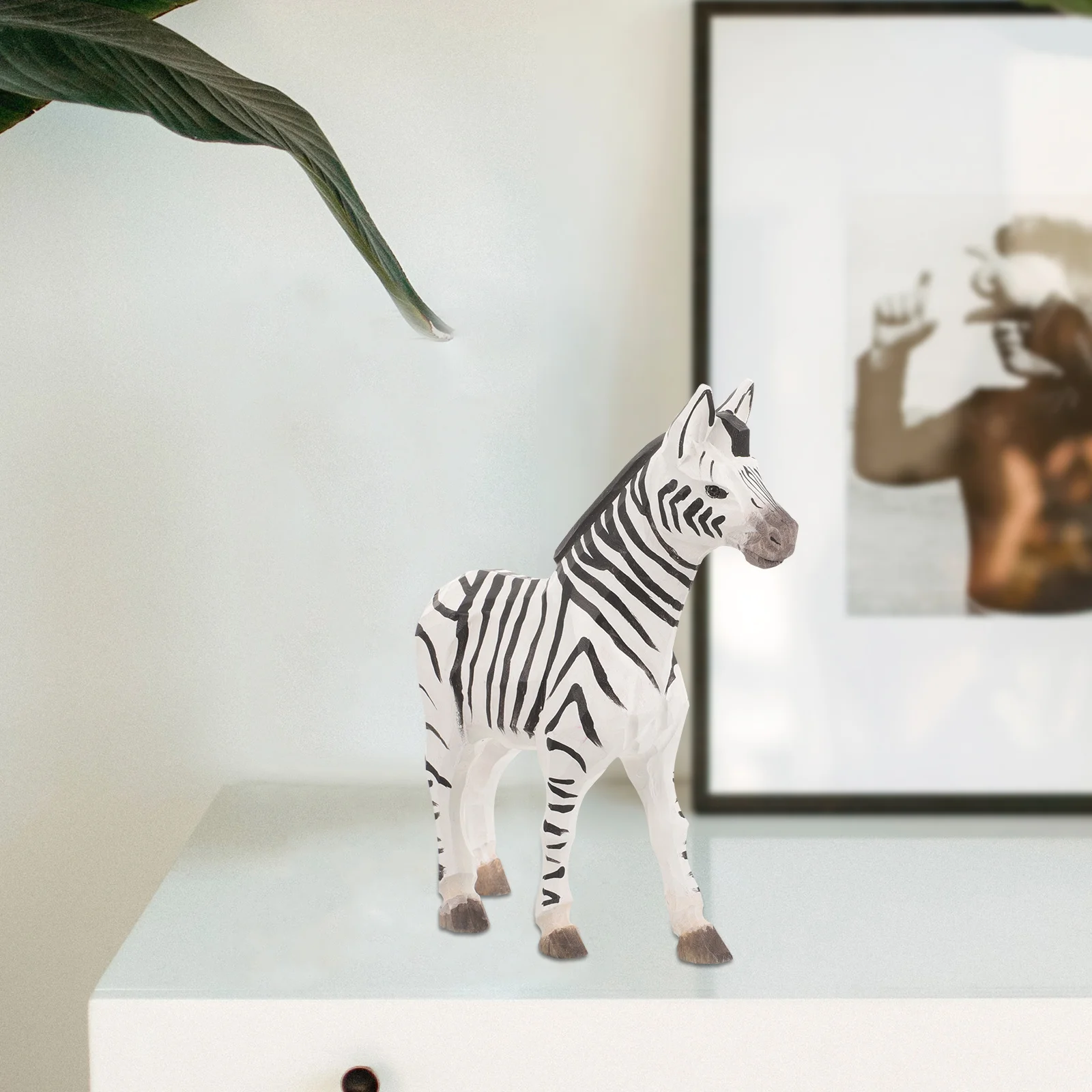 

Wood Carving Zebra Statue Elegant Table Animal Sculpture Home Office Decoration Small Wood Carving Ornament Small Animal Statue
