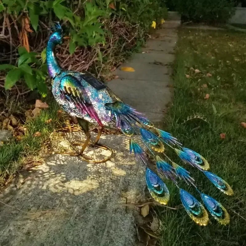 Hand Painted Metal Peacock Animal Statue Outdoor Garden Landscape Ornament Easy Assembly Bird Craft Furnishing Long Gradient