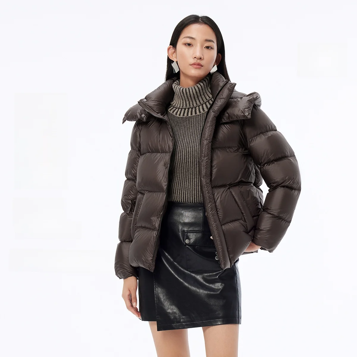 

Titanium Series Short down Jacket 90% Goose down Men's Women's Snow Flying Lightweight Korean Style Commute Windbreaker