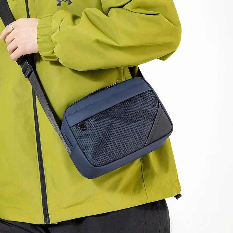 

New Arrival Men's Crossbody Bag for Outdoor Travel Waist Pack Waterproof Chest Bag Fashion Simple Small Shoulder Messenger Bag