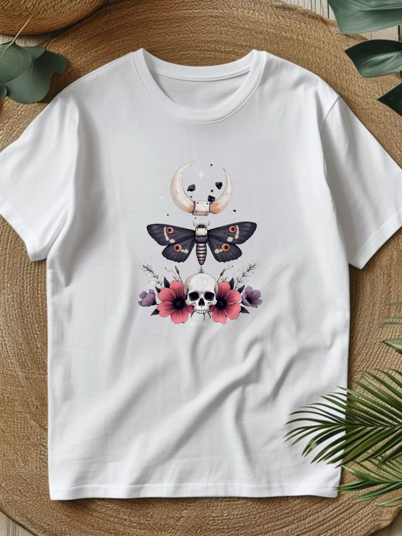 Women's Gothic Style T-Shirt, Dark Blue Round Neck Shirt with Moth Skull and Floral Print, Soft Casual Everyday Shirt, Suitable for Concerts and Parties, Loose, Comfortable, Stylish Design, Breathable Women's Short-Sleeve Shirt