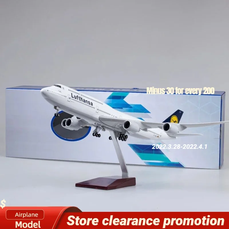 1/150 Airline 747 Plane Model B747 Lufthansa Airplane Model Toy Light and Wheel Landing Gear Plastic Resin Plane Model Gift Toys