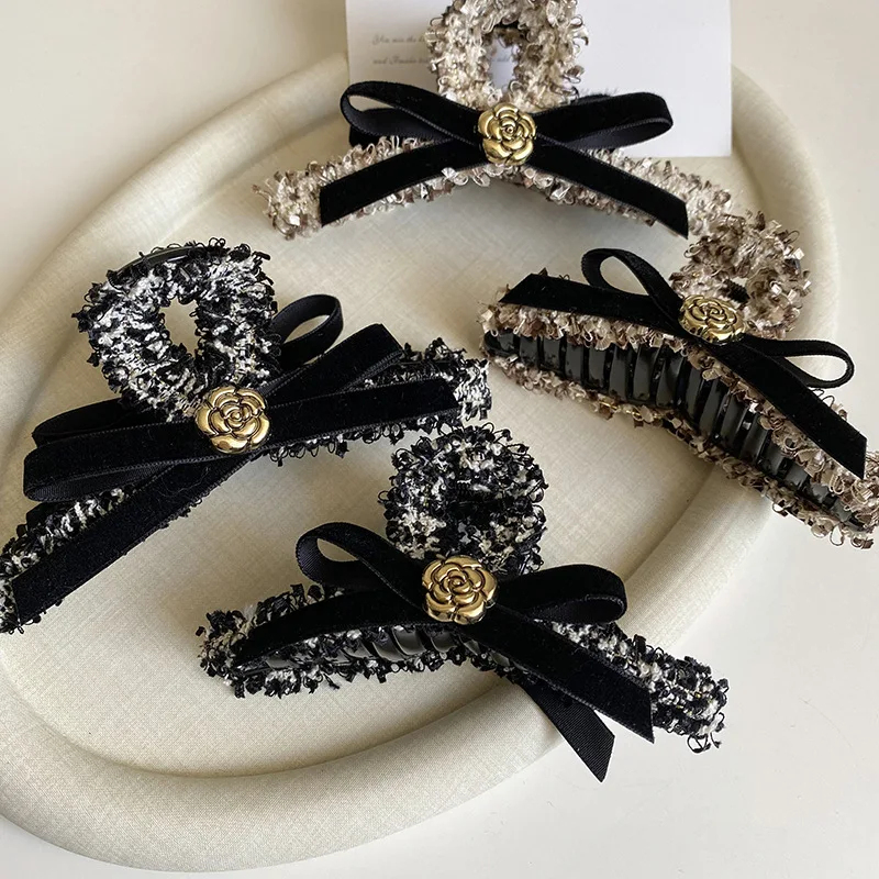 1pc Camellia Flower Shark Clip Tweed Style Back of Head Bun Holder Autumn Winter Premium Hair Claw for Women