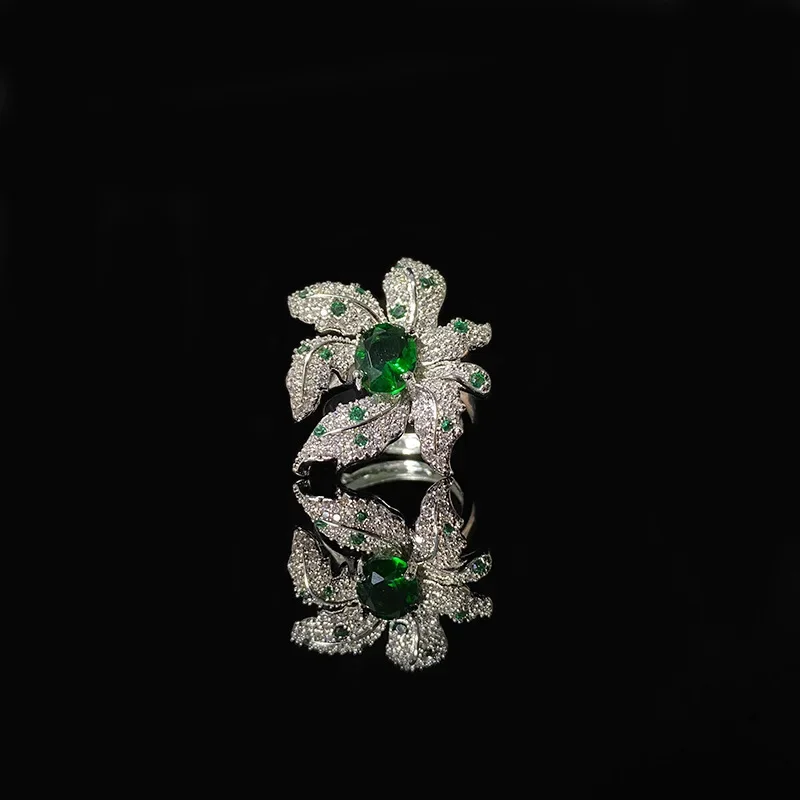 

MDL Moissanite StyleMojito Emerald Flower Ring Rich Woman's Delight Gold Plated Emerald Fishtail Chrysanthemum Zircon Ring