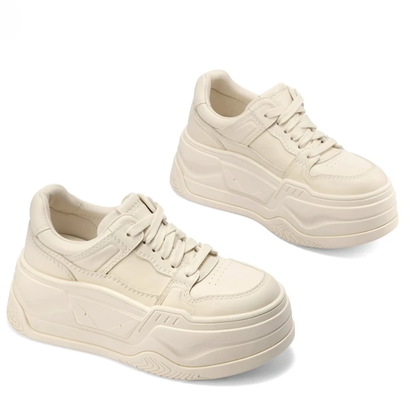 أحذية ركاب أوروبية للنساء 7.5 سنتيمتر جلد طبيعي تنفس أحذية رياضية كاجوال سميكة سوليد الارتفاع زيادة الأحذية