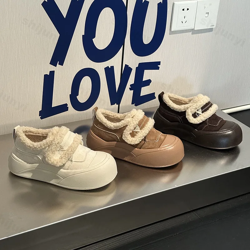 

2025 Winter Women's Casual Sports Shoes Comfortable Cotton Shoes Anti Slip Outdoor Fashion Retro Warm Plush Vulcanized Shoes