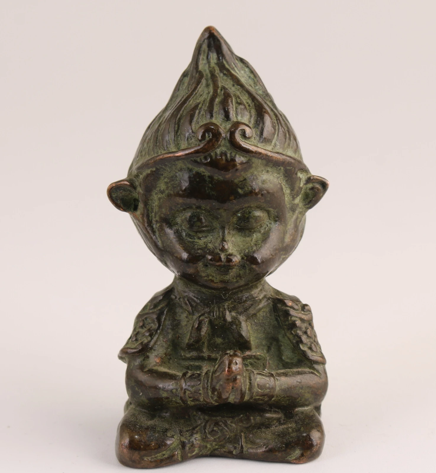 Chinese bronze wukong monkey king figure buddha Statue table decoration tea pet