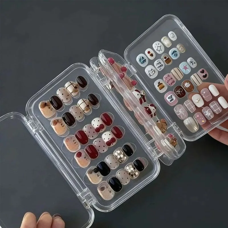 

Большой прозрачный органайзер-коробка с тремя секциями для хранения накладных ресниц, маникюрных инструментов, украшений и косметики