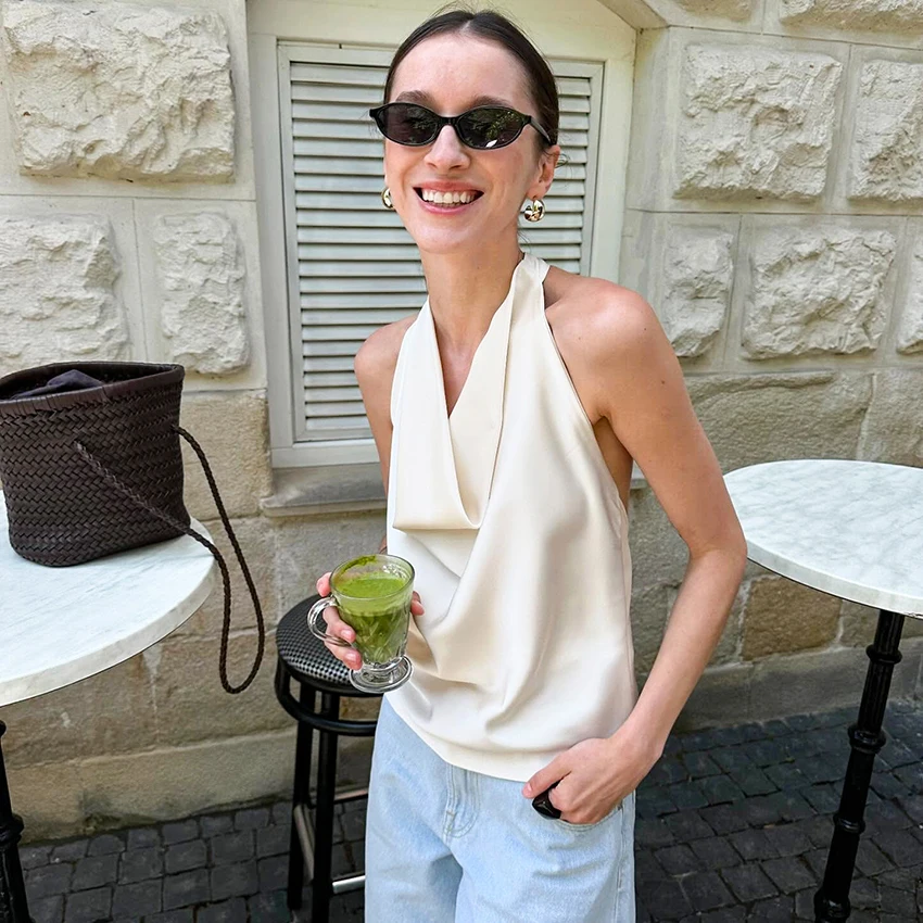 

Linad Street Chic Satin Apricot Tank Top Women Spring Elegant Lace Up Vest Female Casual Silk Backless Ladies Tops 2026 Summer