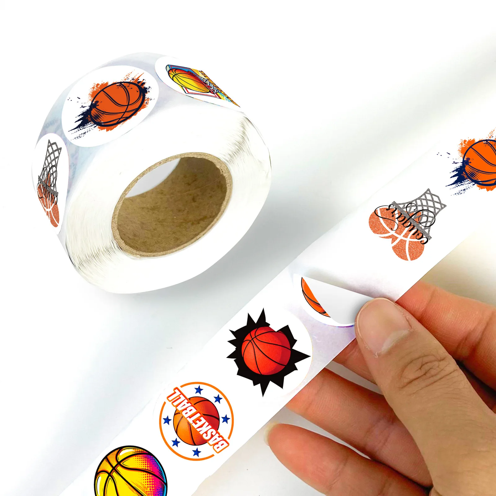 500 قطعة/لفة الكرتون لطيف كرة السلة ختم ملصق DIY بها بنفسك بولي كلوريد الفينيل محمول الشارات الديكور ملصق مكافأة دمى هدايا