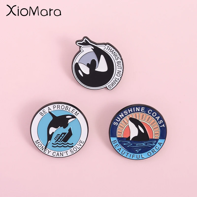 Sunshine Coast Schöner Orca Emaille-Pin Cartoon Meerestiere Brosche Killerwal Abzeichen Rucksack-Accessoires Geschenke für Freunde