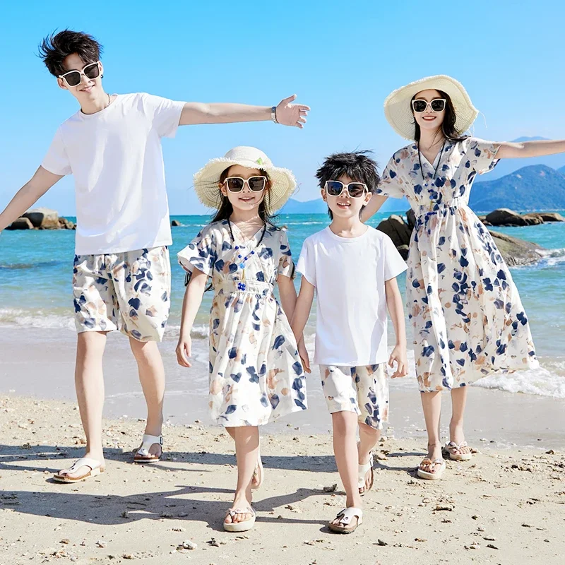 Family Matching Outfits Summer Beach Mum Daughter Dresses Dad Son Floral Shirts/T-shirt+Shorts Holiday Seaside Couple Clothes