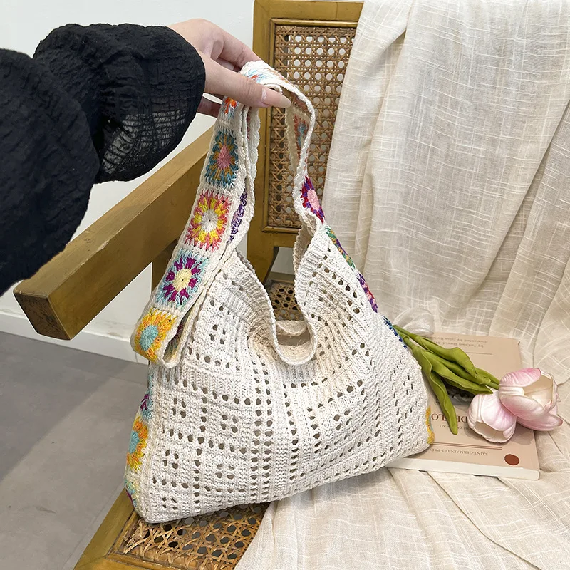 Casual Flower Women's Knit Shoulder Bags Summer High Capacity Ladies Beach Tote Handbags Hollow Design Girls Crossbody Bag