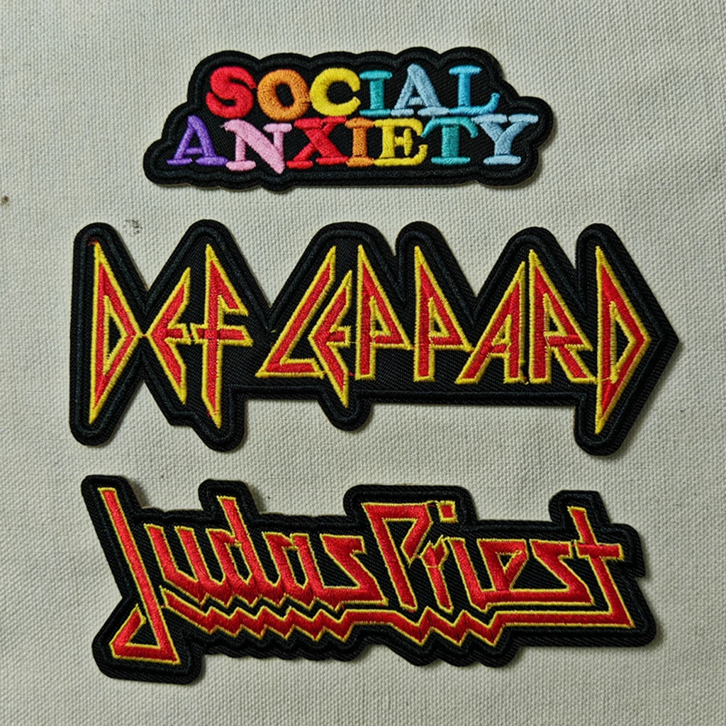 DEF COLORED ROUND PATCH Embroidered Patches Iron On PINK Sticker Badge For DIY Clothing Appliqued Parches Bordados Para
