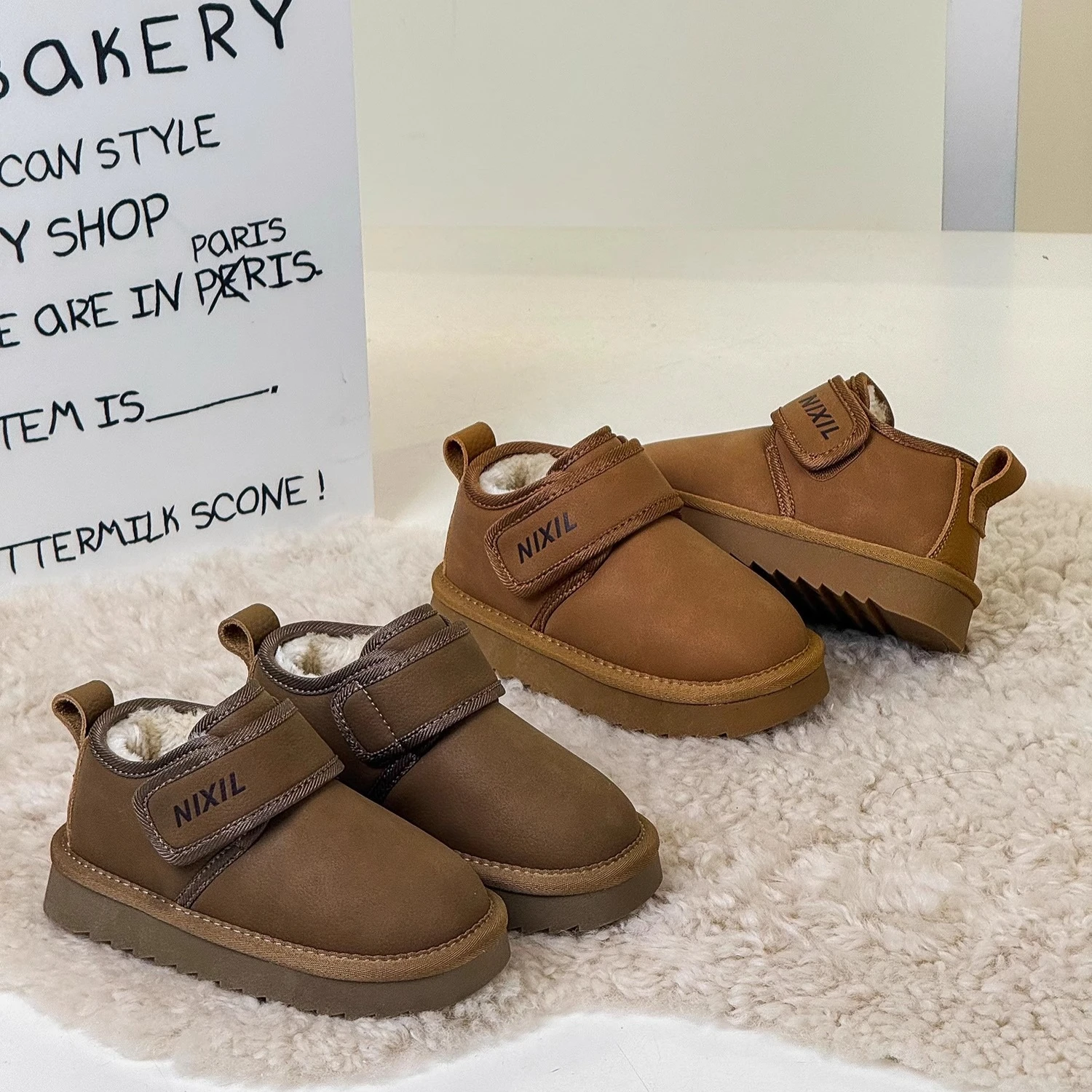 

Toddler Girls Thick Plush Lining Leather Boots 2025 New Winter Warm-lined Cotton Boots Non-slip Simple Versatile School Boots