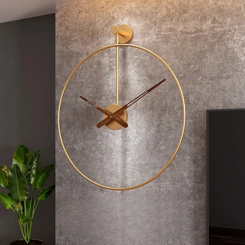 Spanish Style Metal Wall Clocks Modern Simple Large Size Silent Living Room Wall Clocks Luxury Dining Room Home Decoration