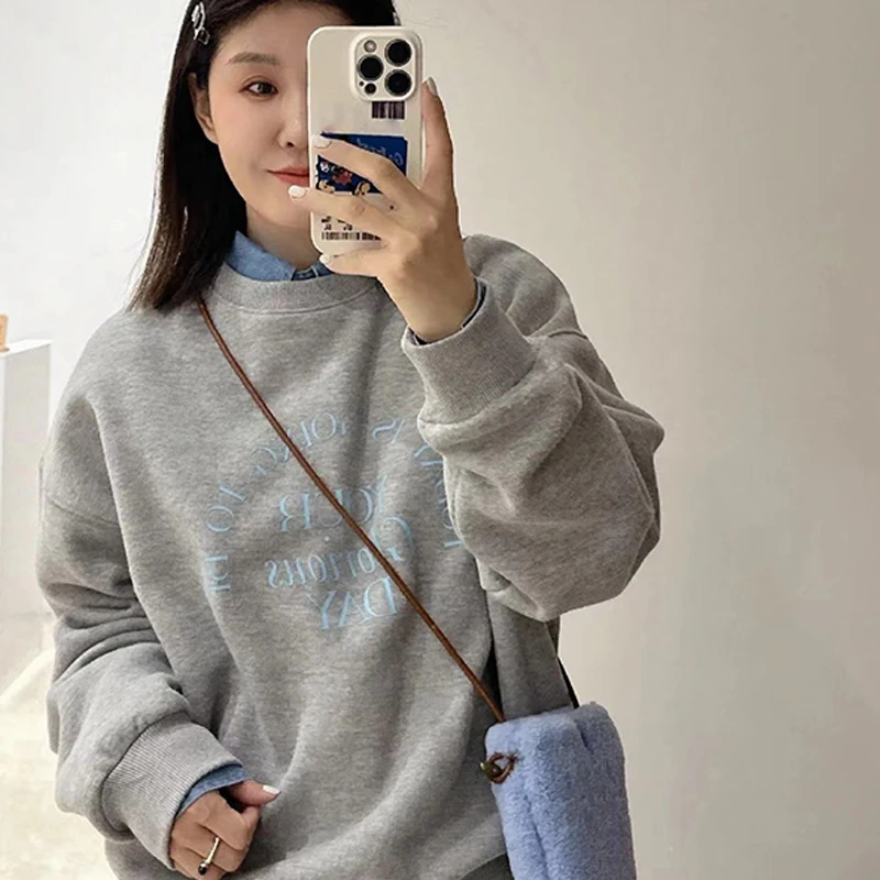 Korean Letter Print Round Neck Long Sleeve Loose Casual Sweatshirt For Women