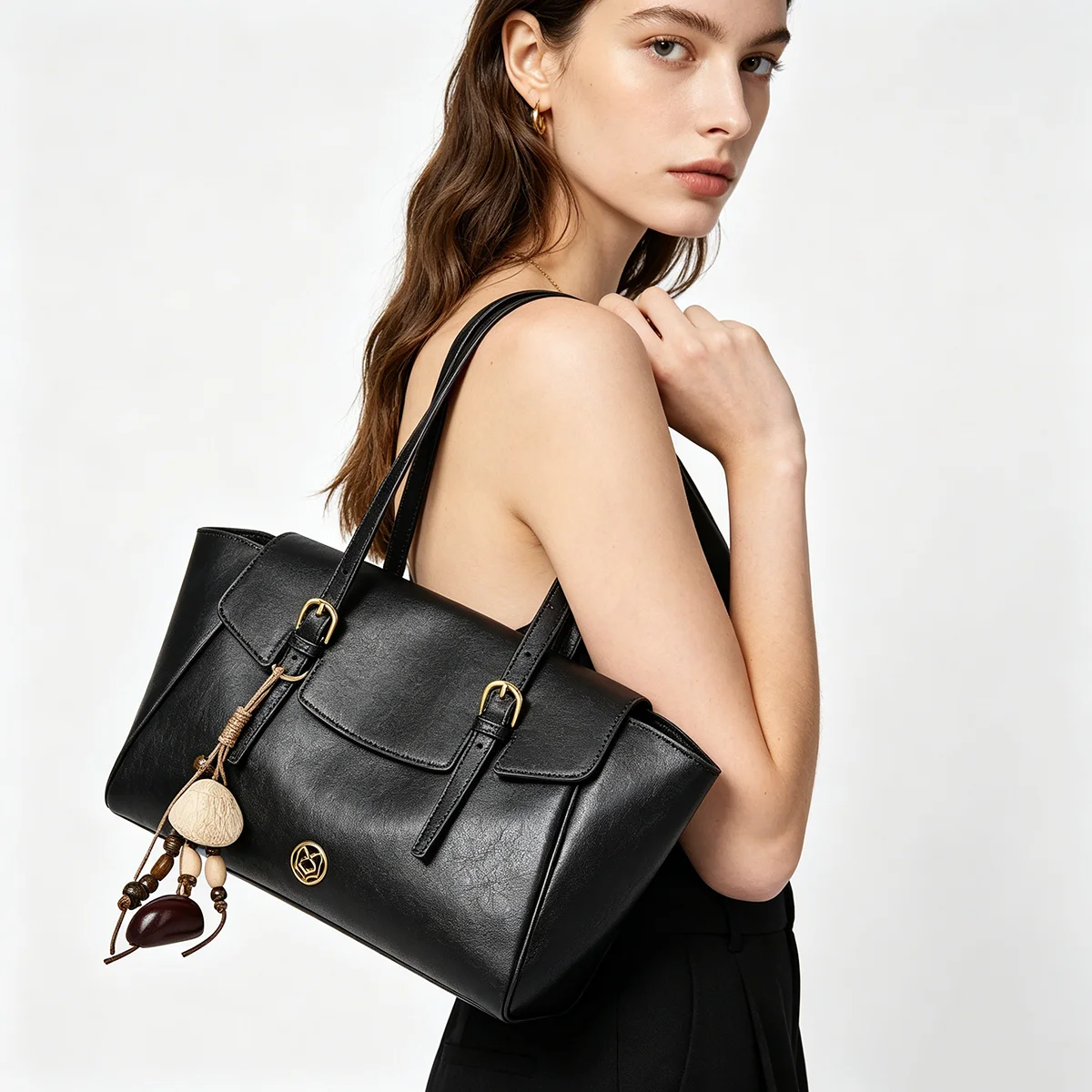 Thumbnail 2 - #6 Compare Classic Baguette Handbags Before You Buy