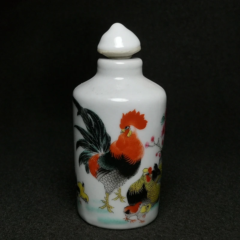 YIZHU CULTUER ART Size 8 x 3.8 cm Old Chinese Porcelain Painting Cock Chicken Family Snuff Bottle Decoration Gift Collection