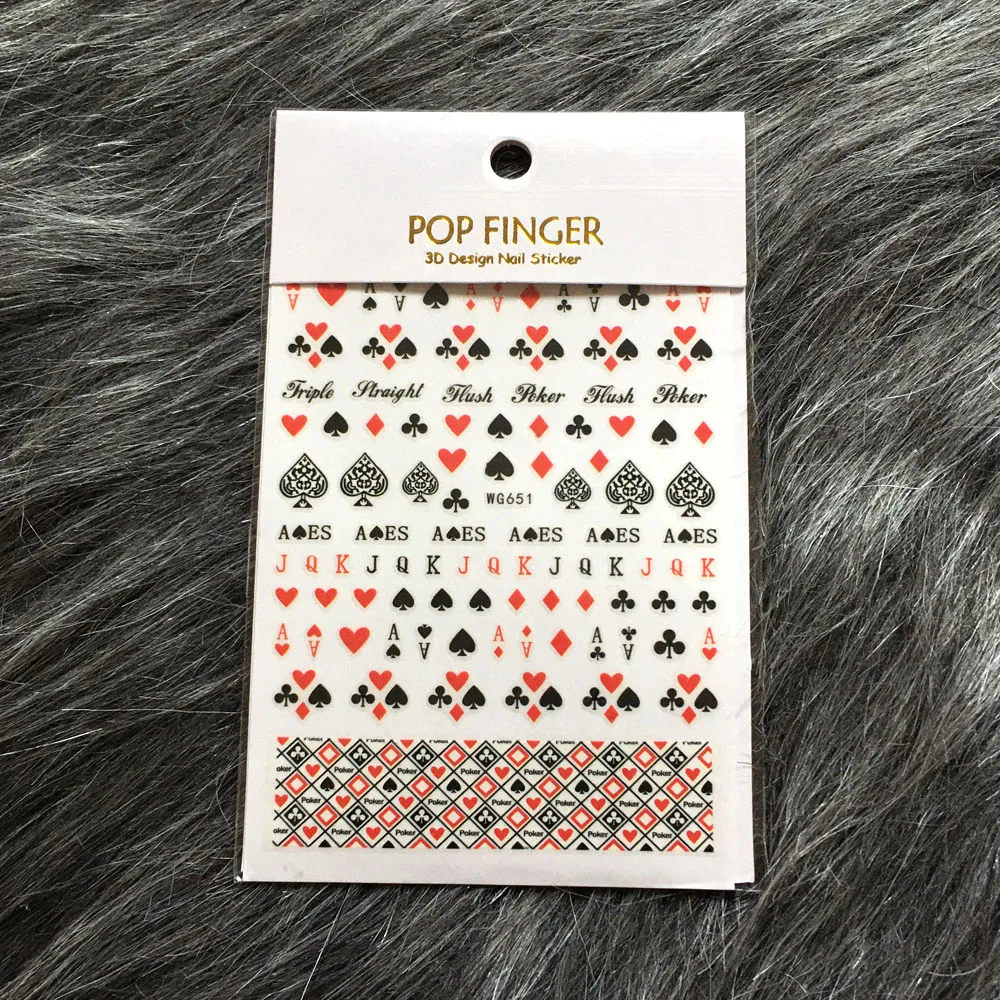 3D Poker tasarım Nail Art Sticker iskambil kartları kendinden yapışkanlı dekorasyon kulübü elmas kral kraliçe kalp maça kırmızı siyah tırnak