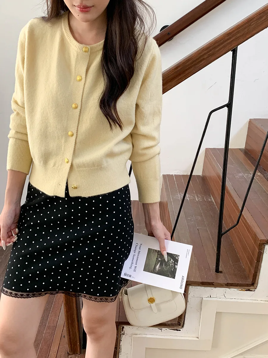 Mantel Kardigan Rajutan Lengan Panjang Wanita Sweter Kerah O Retro Kasual Musim Gugur