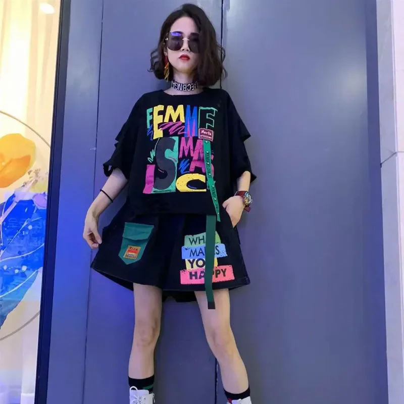 Creative Print Letter T Shirts Sets Women Broken Design Personality Tshirt And Casual Shorts Fashion Two Piece Set Summer Trendy