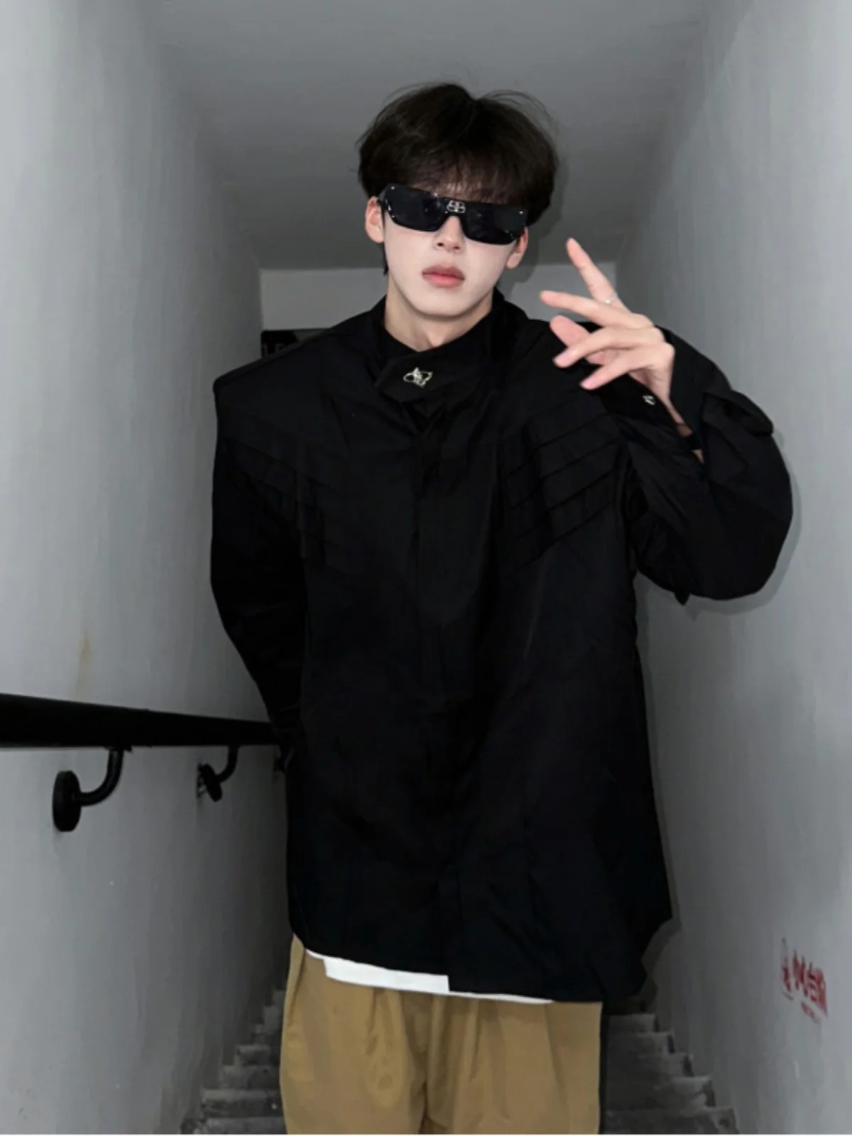

Bla oulder Pad irt Long Sve Men's Autumn Winter Cleanfit Outerwear Structure Design Casual Faion Polyester Fiber