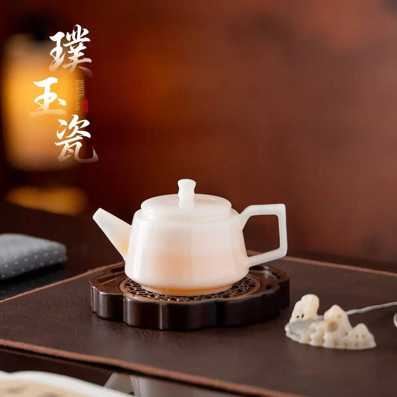 1PC Pure Jade Porcelain Dezhong Pot Dehua White Porcelain Bubble Teapot Household Kung Fu TeaSet Ceramic Filter Pot Holiday Gift