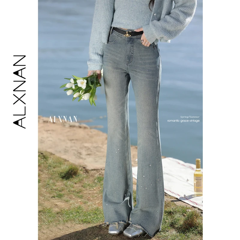 

ALXNAN Vintage Bootcut Jeans Hotfix Rhinestones Casual Elegant Denim Pants Spring Sequin Design Versatile Flared Trousers L52809